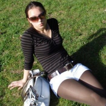 Profil de Menina